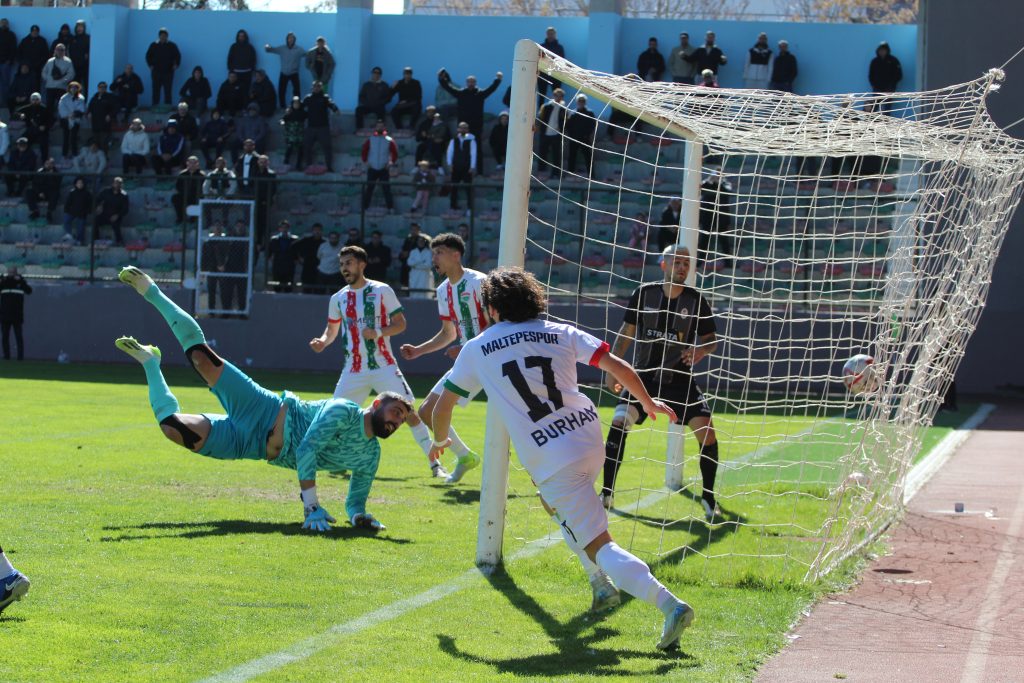 Maltepe Derbisinde Kazanan Yok!